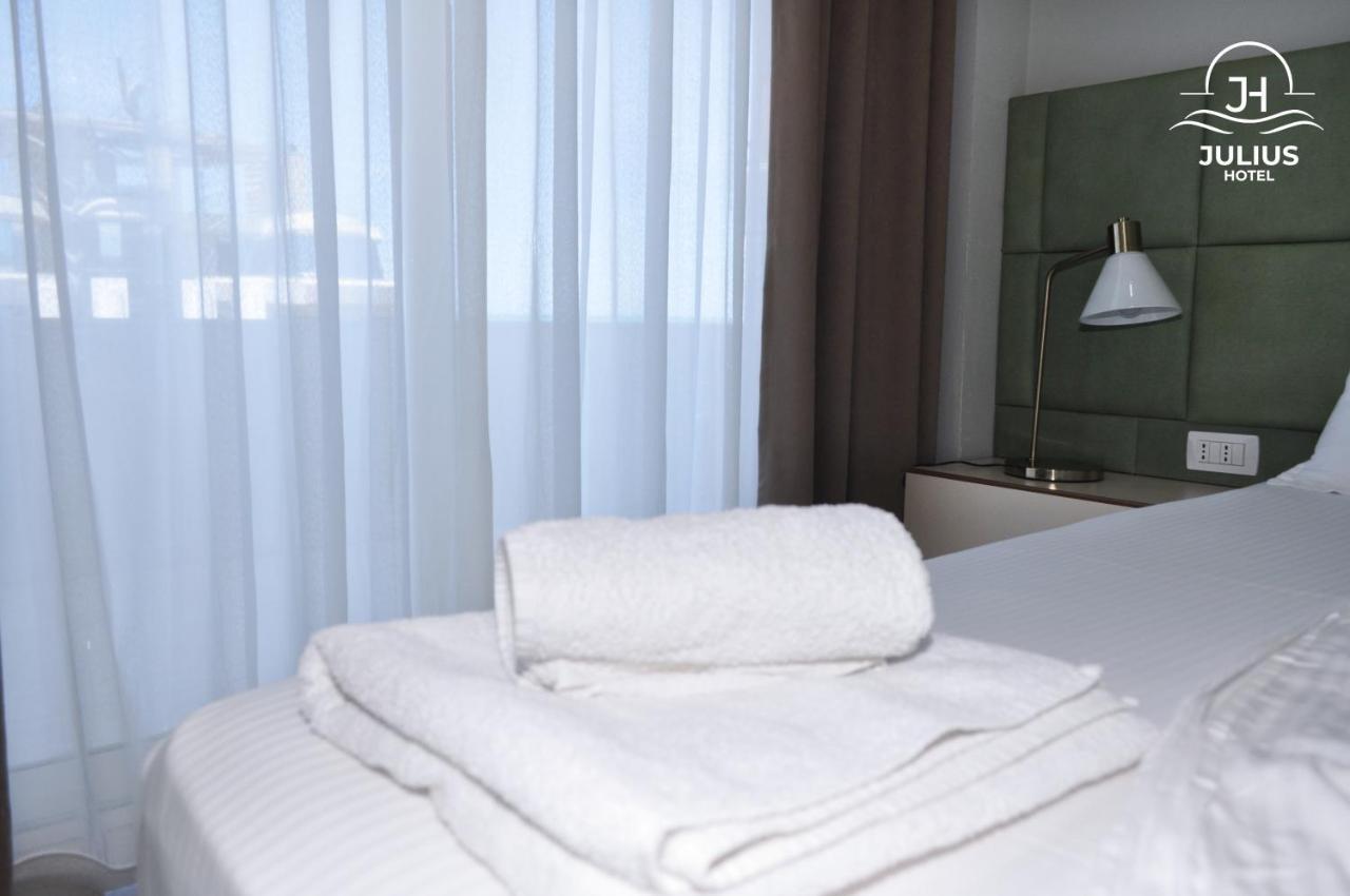 Julius Hotel ゴーレム エクステリア 写真