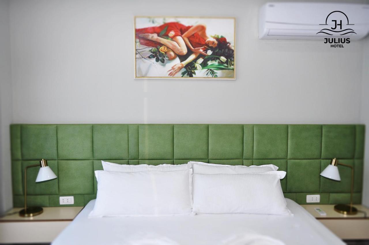 Julius Hotel ゴーレム エクステリア 写真