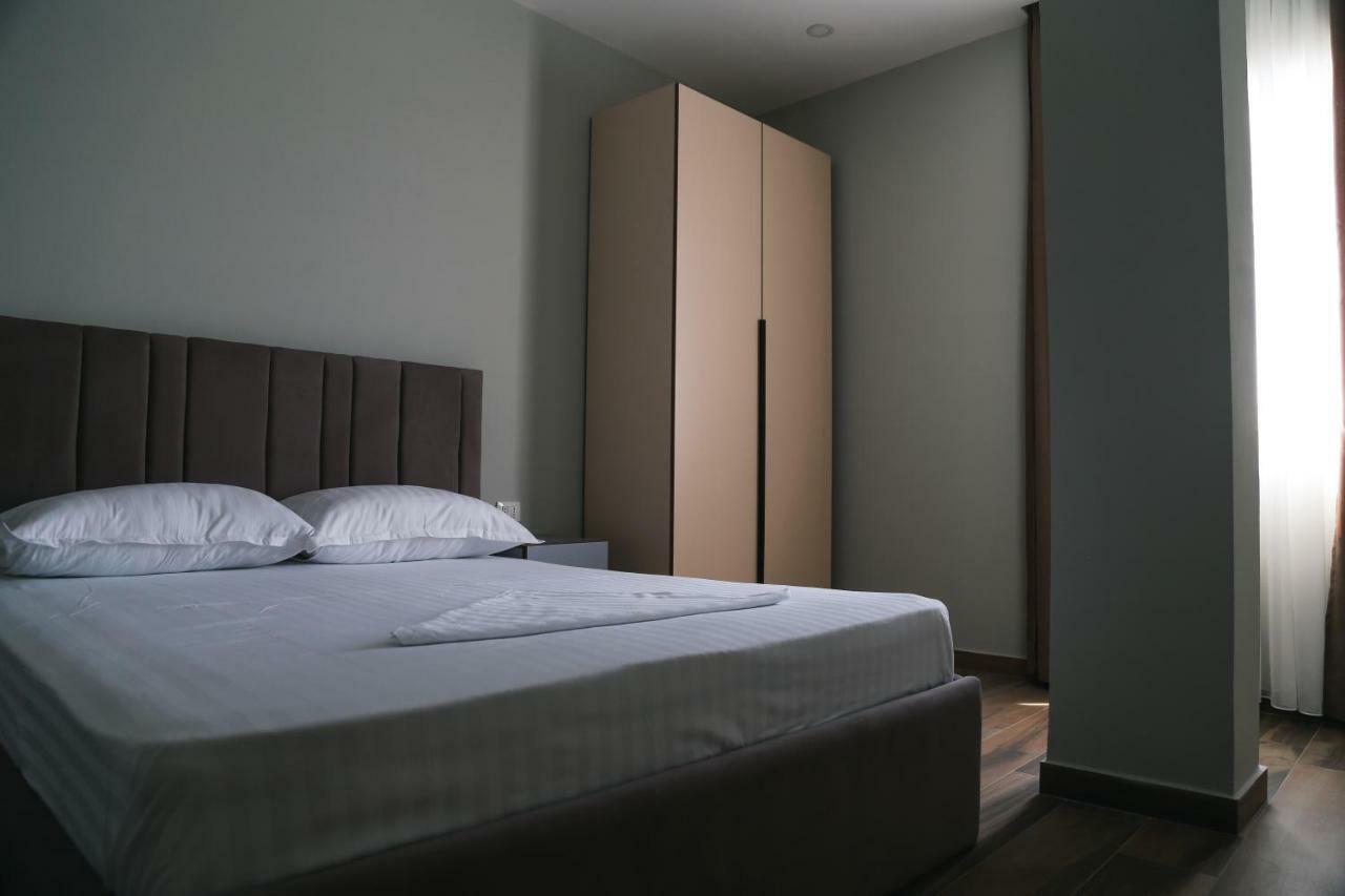 Julius Hotel ゴーレム エクステリア 写真