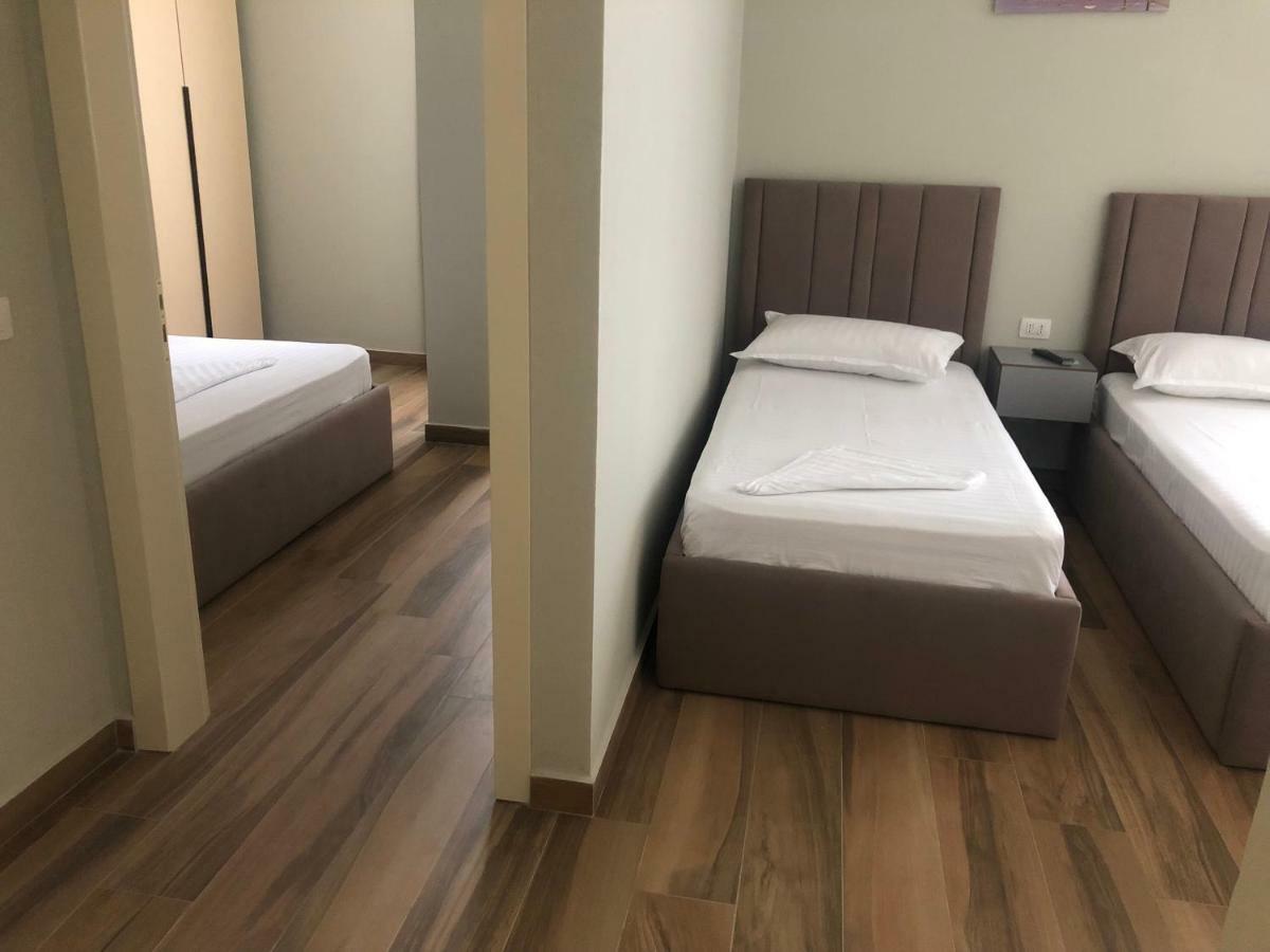 Julius Hotel ゴーレム エクステリア 写真